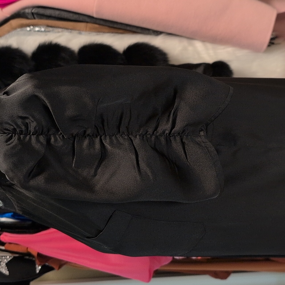 DR2 Black Satin Blouse Size Medium - Picture 3 of 9